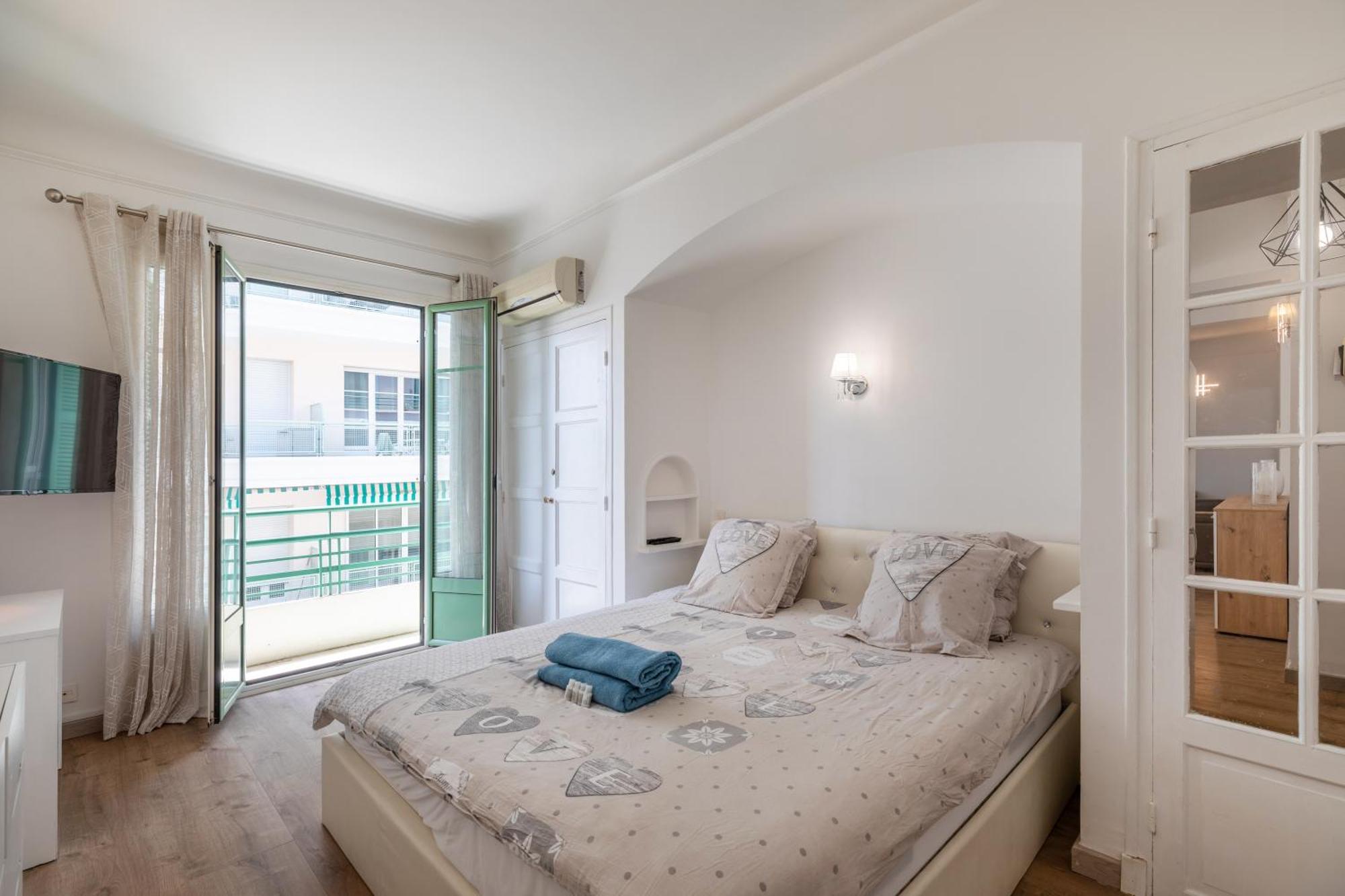Louis Gallet Juan Les Pins 2 Min Des Plages - 6 Couchages Exterior photo