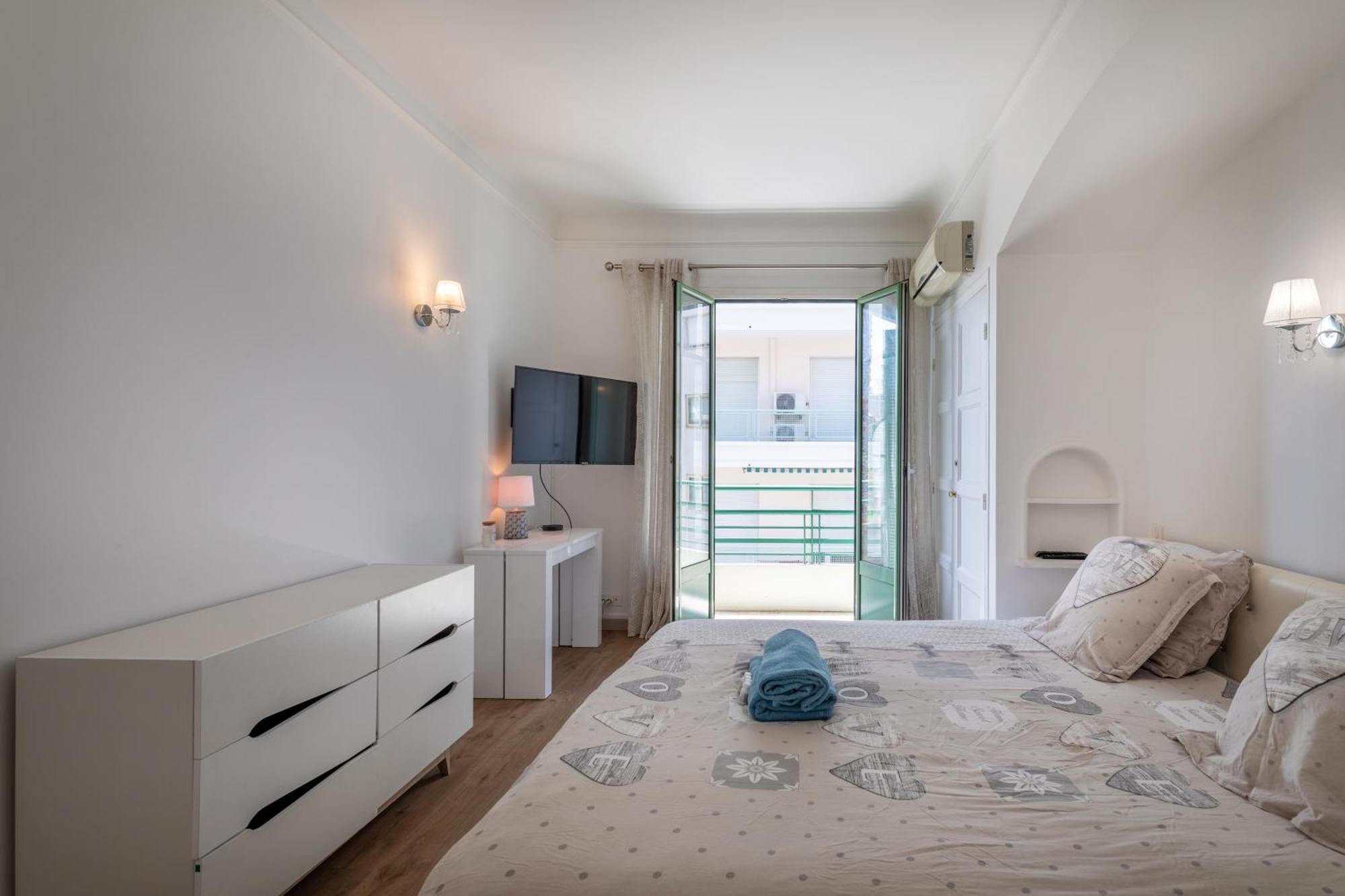 Louis Gallet Juan Les Pins 2 Min Des Plages - 6 Couchages Exterior photo